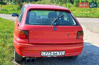 Хэтчбек Opel Astra 1996 в 