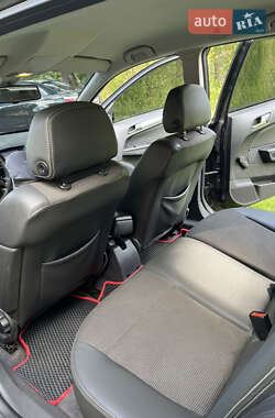 Универсал Opel Astra 2010 в 