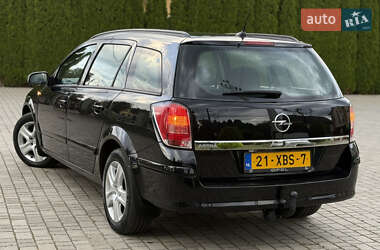 Универсал Opel Astra 2009 в 