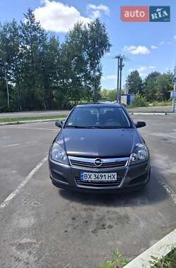 Хэтчбек Opel Astra 2009 в Киеве