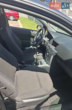 Хэтчбек Opel Astra 2009 в 