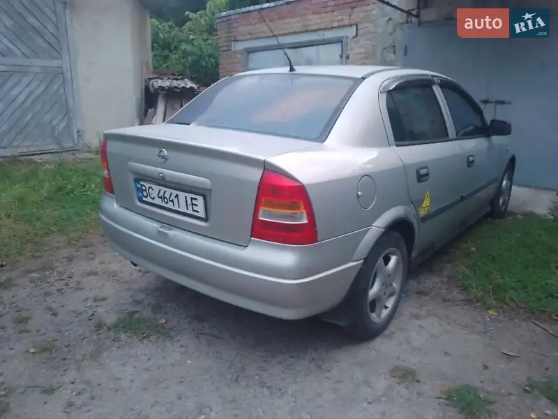 Opel Astra
