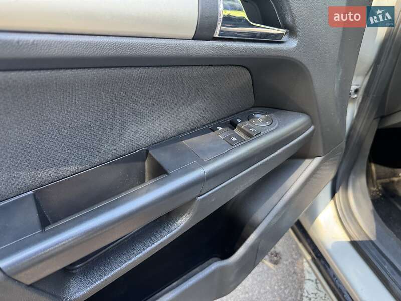 Хэтчбек Opel Astra 2007 в Житомире