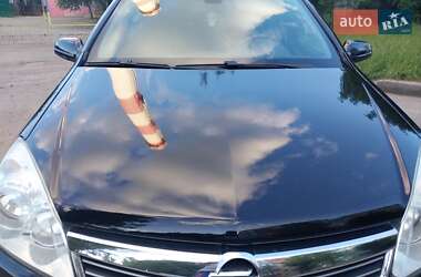 Универсал Opel Astra 2008 в Житомире