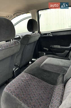 Седан Opel Astra 2000 в 