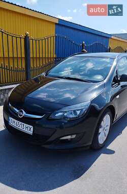 Универсал Opel Astra 2014 в Житомире