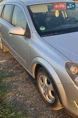 Универсал Opel Astra 2009 в 