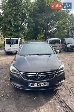 Универсал Opel Astra 2016 в 