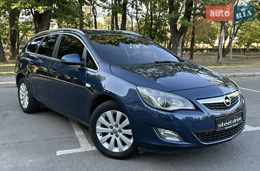 Opel Astra 2010