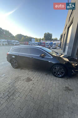 Универсал Opel Astra 2014 в 