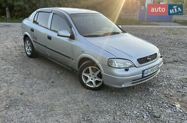 Хэтчбек Opel Astra 1999 в 