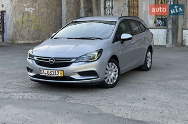 Універсал Opel Astra 2019 в Івано-Франківську