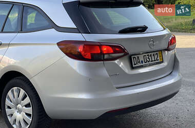 Универсал Opel Astra 2019 в 