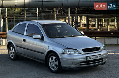 Хэтчбек Opel Astra 2000 в Киеве