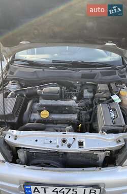 Седан Opel Astra 2000 в 
