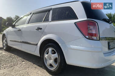 Opel Astra 2010