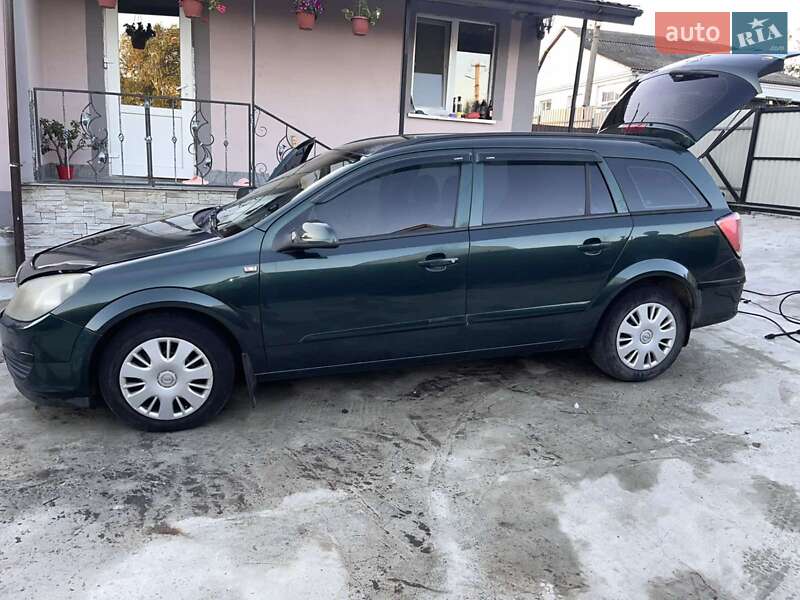Универсал Opel Astra 2004 в Хмельницком