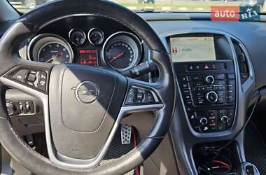 Седан Opel Astra 2012 в 