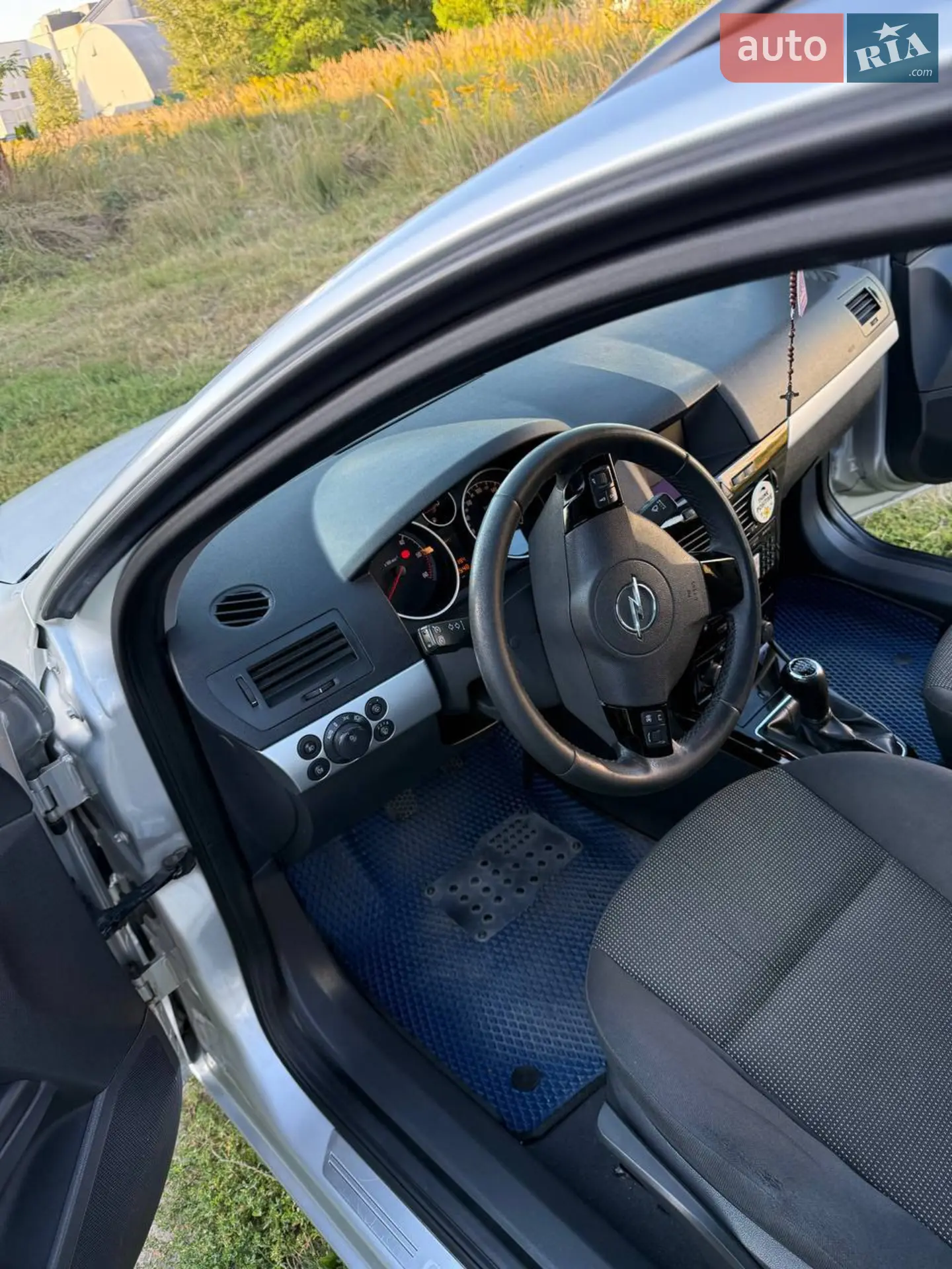 2010 Opel Astra - мініатюра 8