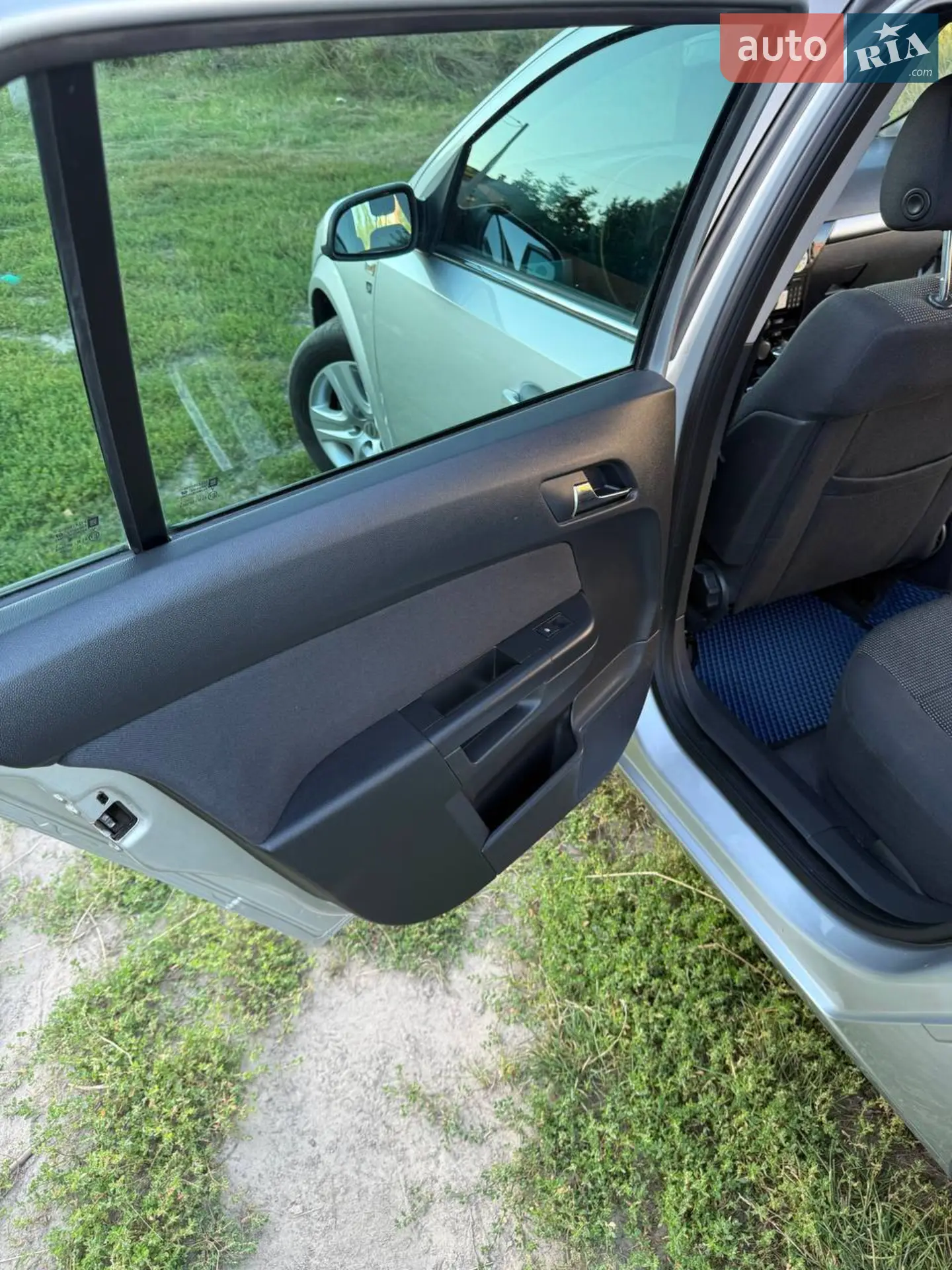2010 Opel Astra - мініатюра 11