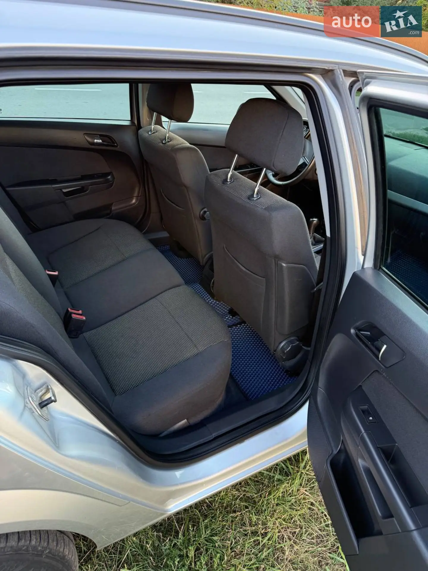 2010 Opel Astra - мініатюра 31