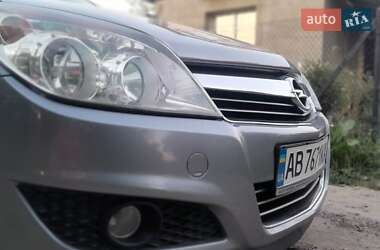 Универсал Opel Astra 2007 в 
