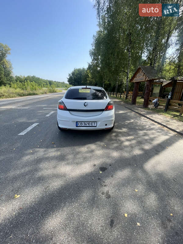 Хэтчбек Opel Astra 2006 в Мене