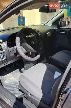 Седан Opel Astra 2007 в 