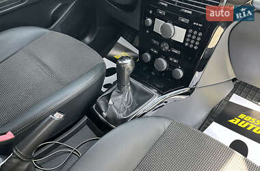 Универсал Opel Astra 2009 в 