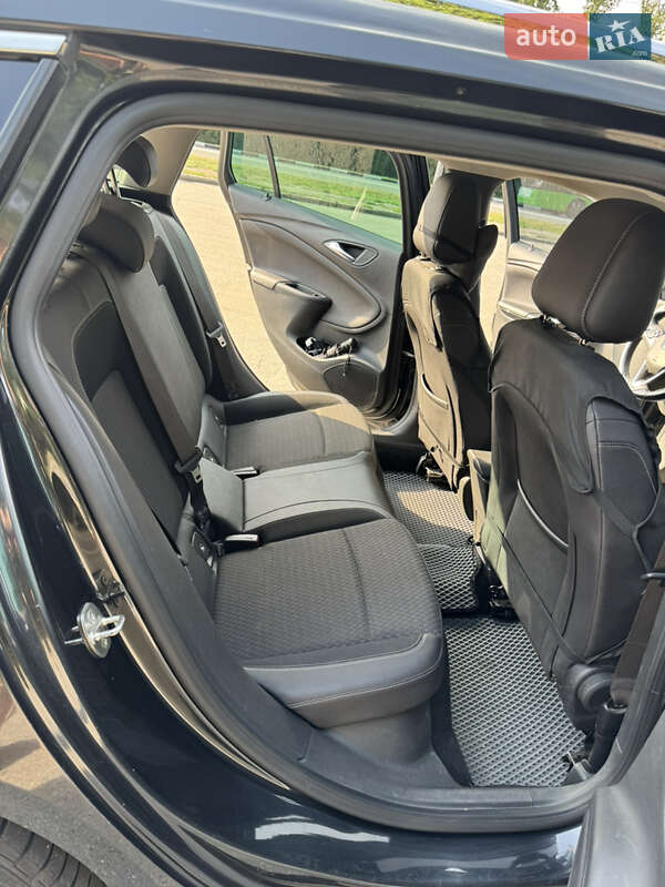 Универсал Opel Astra 2016 в Харькове