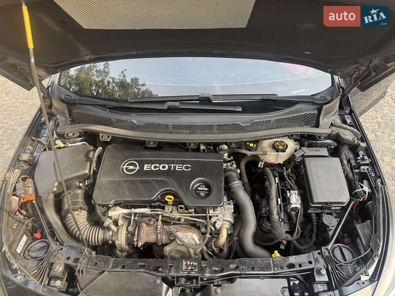 Универсал Opel Astra 2016 в Харькове