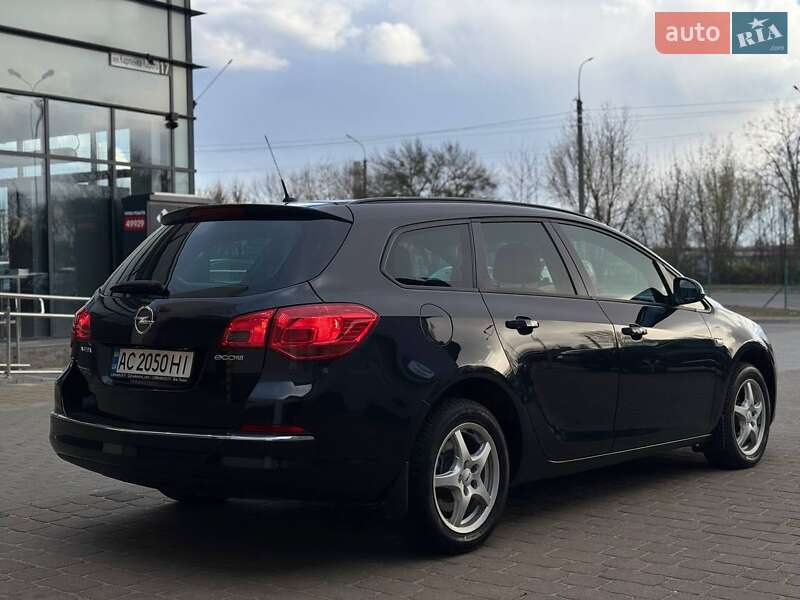Универсал Opel Astra 2015 в Луцке