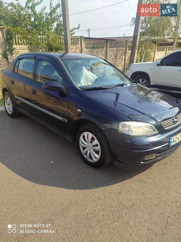 Opel Astra 2003