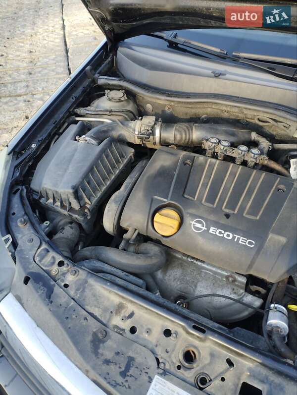 Хэтчбек Opel Astra 2004 в Люботине
