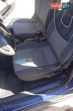 Седан Opel Astra 2003 в 