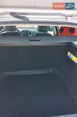 Универсал Opel Astra 2011 в 