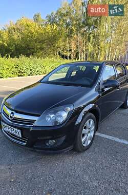 Opel Astra 2012
