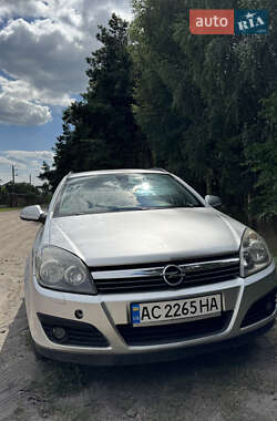 Opel Astra 2010