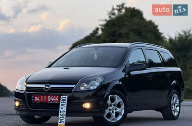 Универсал Opel Astra 2006 в Золочеве