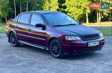 Седан Opel Astra 2006 в Хмельницком