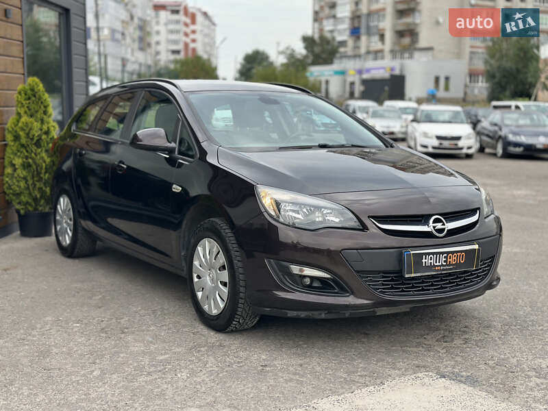 Универсал Opel Astra 2014 в Шептицькому