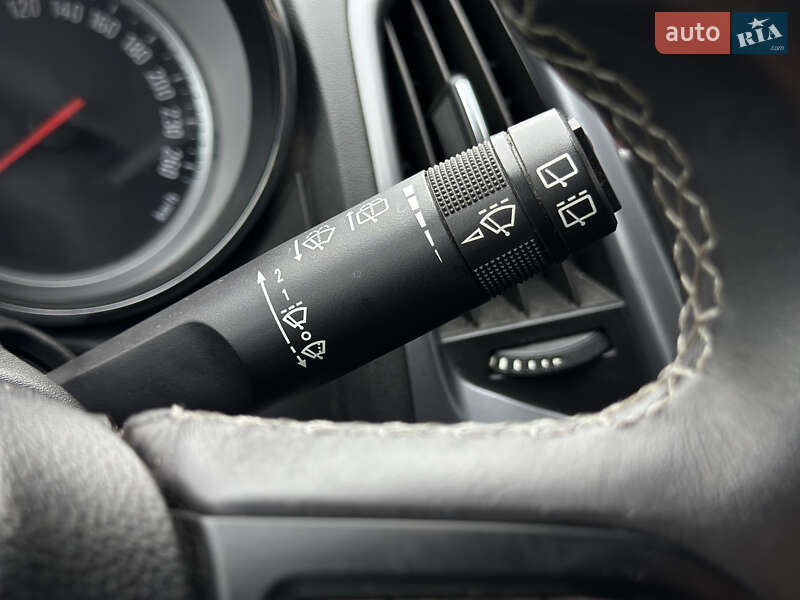 Универсал Opel Astra 2014 в Шептицькому