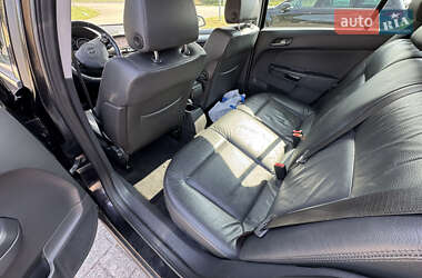 Универсал Opel Astra 2009 в Луцке