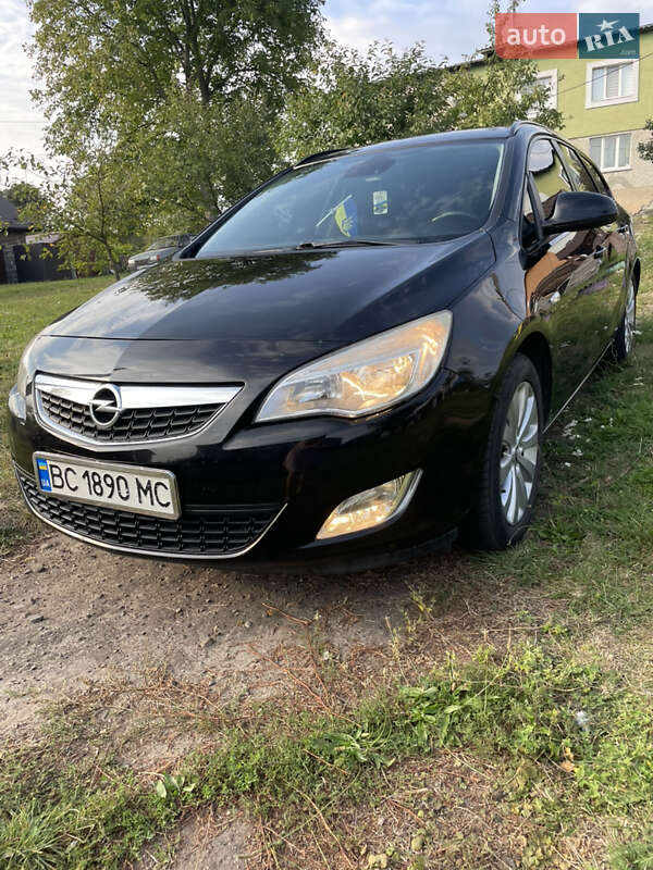 Opel Astra 2010