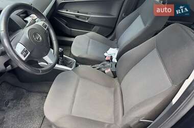 Универсал Opel Astra 2009 в 