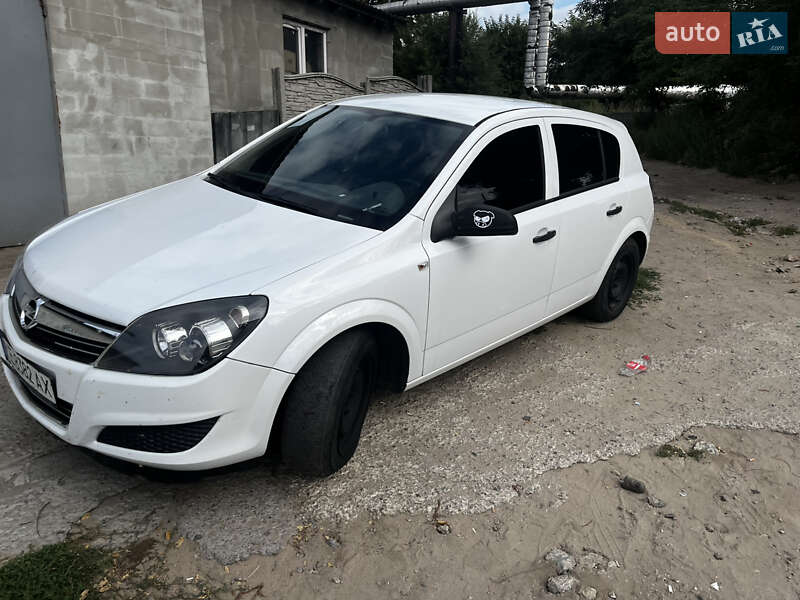 Opel Astra 2009