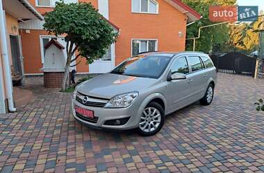 Универсал Opel Astra 2009 в Умани