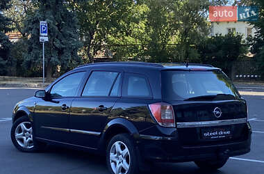 Универсал Opel Astra 2007 в 
