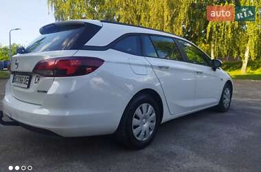 Универсал Opel Astra 2018 в 