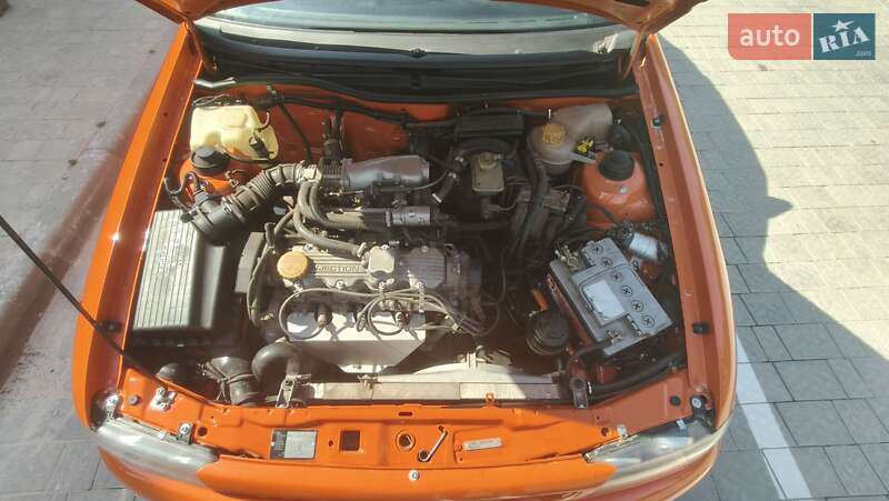 Кабриолет Opel Astra 1993 в Львове